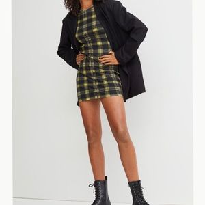 NWT H&M Divided Short Fitted Mesh Dress Black/Yellow Size L